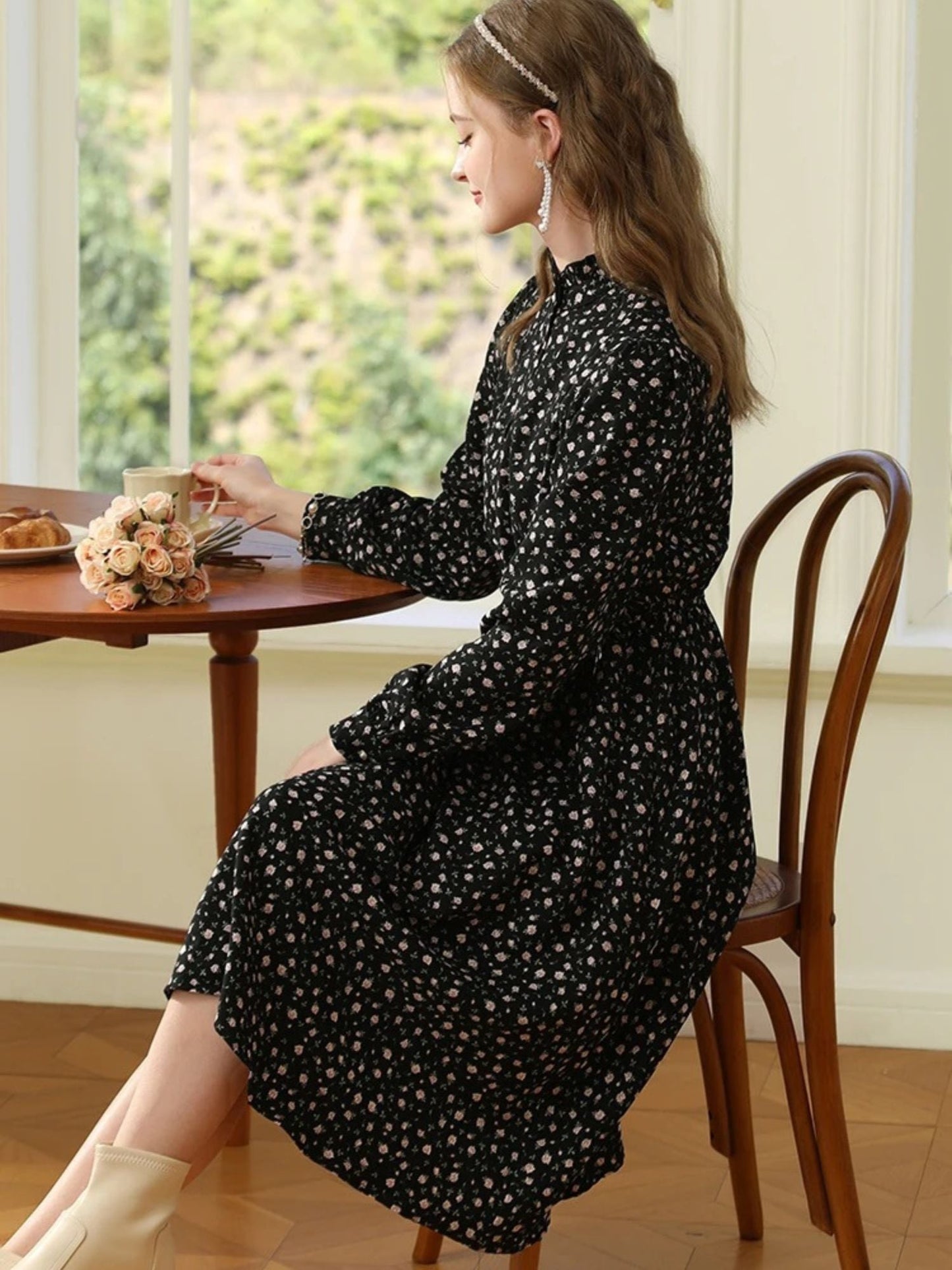 French-Inspired Floral Dress with Long Sleeves