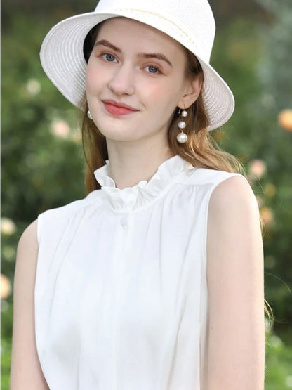 Sleeveless Blouse with Ruffled Collar